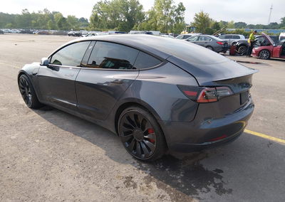 2022 Tesla Model 3 Performance Dual Motor All-wheel Drive, uszkodzenie: Prawy tył, Iaai lot 45686894, zdjęcie 3 z 16