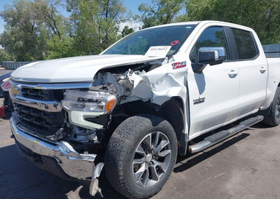 2024 Chevrolet Silverado 1500 4wd  Short Bed Lt, daño Left & Right Side, Iaai lote 45476652, foto 6 de 6