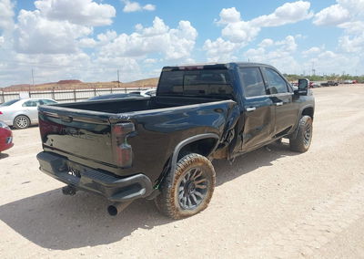 2020 Chevrolet Silverado 2500hd 4wd  Standard Bed High Country, uszkodzenie: Prawy bok, Iaai lot 45830877, zdjęcie 4 z 6