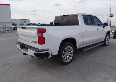 2019 Chevrolet Silverado 1500 High Country, daño Frontal, Iaai lote 44824726, foto 4 de 6