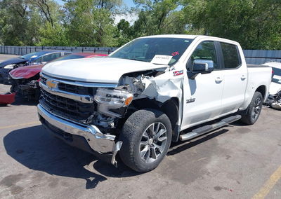 2024 Chevrolet Silverado 1500 4wd  Short Bed Lt, daño Left & Right Side, Iaai lote 45476652, foto 2 de 6