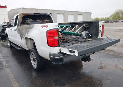 2019 Chevrolet Silverado 2500hd Wt, Interior Burn damage, Iaai lot 44694840, photo 3 of 6