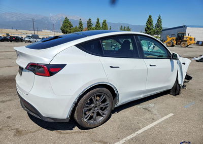 2025 Tesla Model Y, пошкодження: Передня частина, Copart лот 68408086, фото 3 з 15