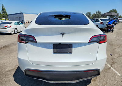 2025 Tesla Model Y, пошкодження: Передня частина, Copart лот 68408086, фото 6 з 15