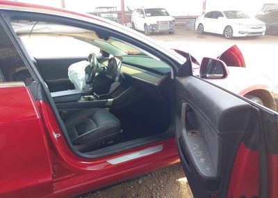 2019 Tesla Model 3 Long Range/mid Range/standard Range/standard Range Plus, daño Frontal izquierdo, Iaai lote 45825684,