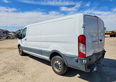 2019 Ford Transit T-250, uszkodzenie: Tył, Copart lot 66753736, zdjęcie 2 z 13