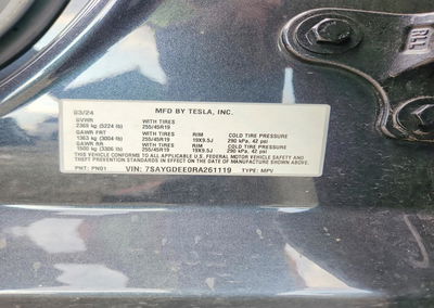2024 Tesla Model Y, uszkodzenie: Bok, Copart lot 69432786, zdjęcie 12 z 12