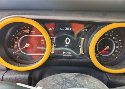 2020 Jeep Wrangler Unlimited Sahara, daño Abolladuras/rayones menores, Copart lote 69345576, foto 9 de 13
