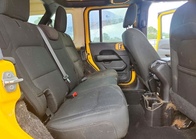 2020 Jeep Wrangler Unlimited Sahara, daño Abolladuras/rayones menores, Copart lote 69345576, foto 11 de 13