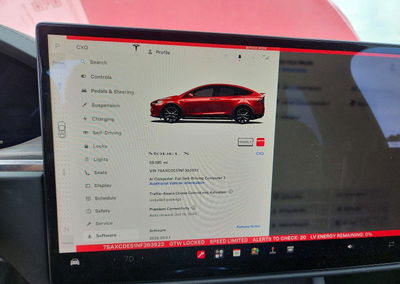 2022 Tesla Model X, uszkodzenie: Przód, Copart lot 68069136, zdjęcie 9 z 15