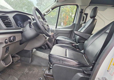 2024 Ford Transit T-150, uszkodzenie: Tył, Copart lot 68338116, zdjęcie 7 z 13