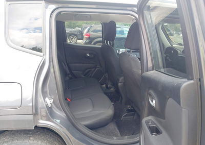 2023 Jeep Renegade Latitude 4x4, пошкодження: Передня частина, Iaai лот 45745309, фото 8 з 17