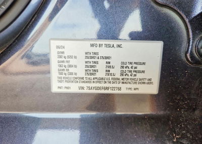 2024 Tesla Model Y, daño Trasero, Copart lote 65342366, foto 13 de 15