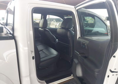 2023 Toyota Tacoma Trd Sport, daño Frontal derecho, Iaai lote 45874732, foto 8 de 17