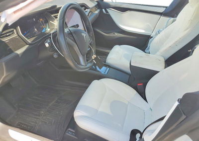 2020 Tesla Model S, daño Trasero, Copart lote 62273266, foto 7 de 12