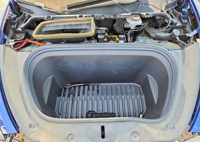 2020 Tesla Model Y, daño Frontal, Copart lote 63794516, foto 12 de 15