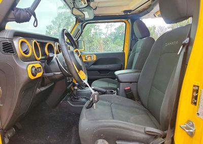 2020 Jeep Wrangler Unlimited Sahara, daño Abolladuras/rayones menores, Copart lote 69345576, foto 7 de 13