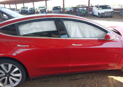 2019 Tesla Model 3 Long Range/mid Range/standard Range/standard Range Plus, daño Frontal izquierdo, Iaai lote 45825684,