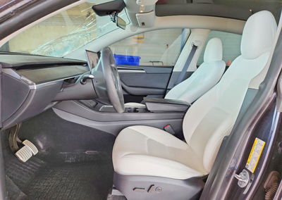 2024 Tesla Model Y, daño Trasero, Copart lote 65342366, foto 7 de 15