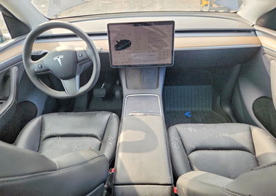2024 Tesla Model Y, uszkodzenie: Bok, Copart lot 69432786, zdjęcie 8 z 12