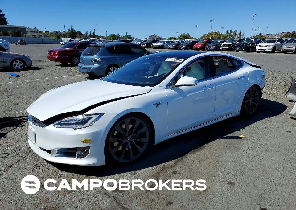 2020 Tesla Model S, daño Trasero, Copart lote 62273266