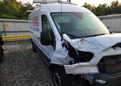 2024 Ford Transit T-250, daño Frontal, Copart lote 63121846, foto 14 de 15