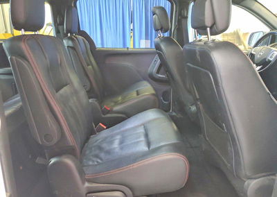 2020 Dodge Grand Caravan Gt, daño Trasero, Copart lote 66028946, foto 11 de 14