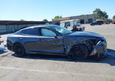 2023 Kia Stinger Gt2, daño Frontal, Iaai lote 45138412, foto 13 de 16