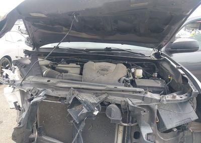 2021 Toyota Tacoma Sr5 V6, daño Frontal, Iaai lote 45286073, foto 10 de 18