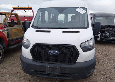 2021 Ford Transit-250, Rear damage, Iaai lot 45748877, photo 12 of 16