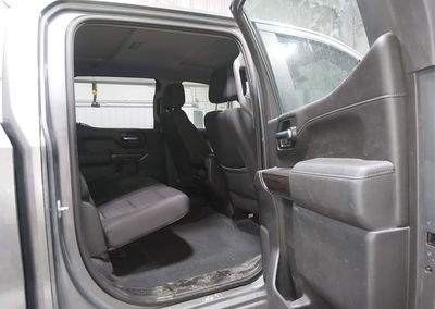 2021 Chevrolet Silverado 1500 4wd  Short Bed Lt Trail Boss, uszkodzenie: Przód, Iaai lot 44903224, zdjęcie 8 z 17