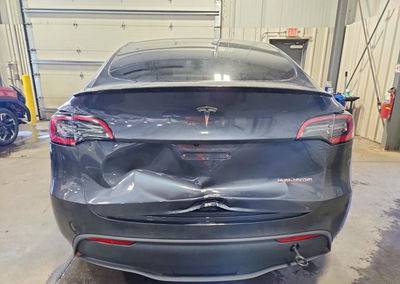 2022 Tesla Model Y, uszkodzenie: Tył, Copart lot 70326906, zdjęcie 6 z 12