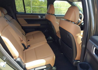 2025 Hyundai Santa Fe Limited, daño Trasero, Iaai lote 45536457, foto 8 de 17
