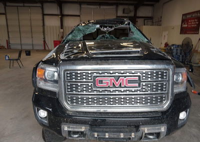 2019 Gmc Sierra 2500hd Denali, Rollover damage, Iaai lot 44895258, photo 10 of 17