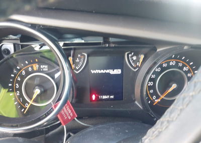 2020 Jeep Wrangler Unlimited Sport S 4x4, Left Side damage, Iaai lot 45694460, photo 7 of 16