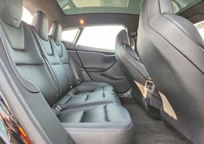 2019 Tesla Model S, daño Frontal, Copart lote 60489186, foto 10 de 13