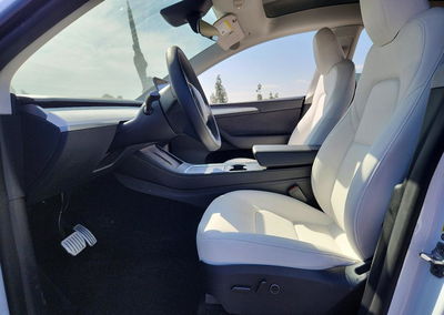 2024 Tesla Model Y, daño Trasero, Copart lote 62891906, foto 7 de 15