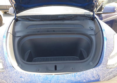 2022 Tesla Model Y Long Range Dual Motor All-wheel Drive, Right Side damage, Iaai lot 45143214, photo 10 of 16