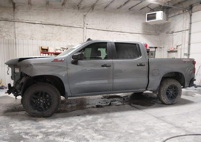 2021 Chevrolet Silverado 1500 4wd  Short Bed Lt Trail Boss, uszkodzenie: Przód, Iaai lot 44903224, zdjęcie 15 z 17