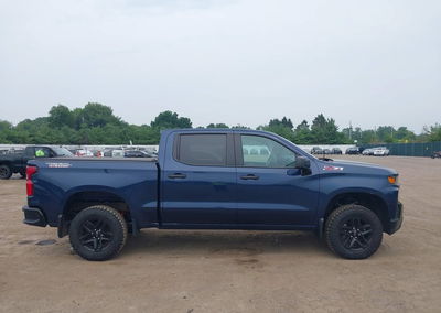 2021 Chevrolet Silverado 1500 4wd  Short Bed Custom Trail Boss, uszkodzenie: Dach, Iaai lot 45601928, zdjęcie 13 z 16