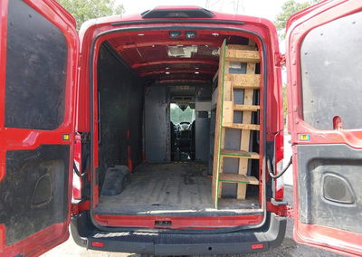 2019 Ford Transit-250, daño Engine Burn, Iaai lote 45476351, foto 8 de 11