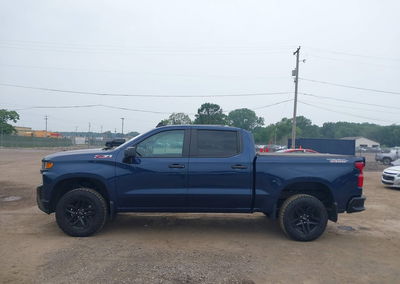 2021 Chevrolet Silverado 1500 4wd  Short Bed Custom Trail Boss, uszkodzenie: Dach, Iaai lot 45601928, zdjęcie 14 z 16