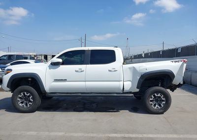 2023 Toyota Tacoma Trd Off Road, daño Trasero, Iaai lote 45862171, foto 14 de 16