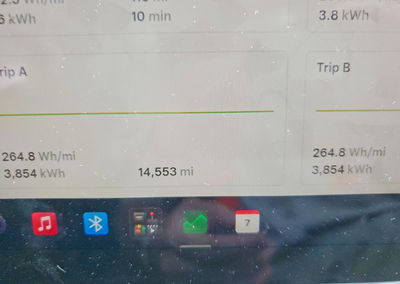2025 Tesla Model Y, daño Frontal, Copart lote 59980206, foto 9 de 14