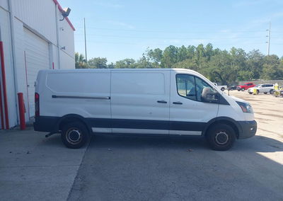 2021 Ford Transit-250, daño Lateral izquierdo, Iaai lote 45826431, foto 13 de 16