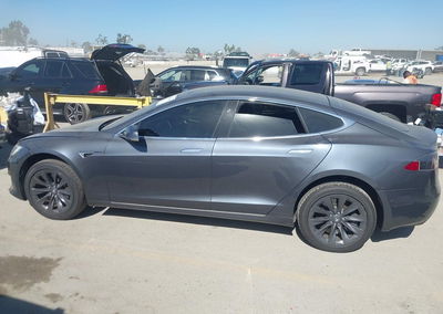 2019 Tesla Model S 100d/75d/long Range/standard Range, daño Lateral derecho, Iaai lote 45444542, foto 14 de 18