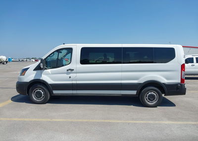 2020 Ford Transit-350 Passenger Van Xl, Normal Wear & Tear damage, Iaai lot 45701707, photo 14 of 16