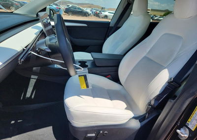2024 Tesla Model Y, daño Frontal, Copart lote 64931326, foto 7 de 14