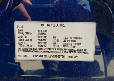 2022 Tesla Model Y Long Range Dual Motor All-wheel Drive, Right Side damage, Iaai lot 45143214, photo 9 of 16