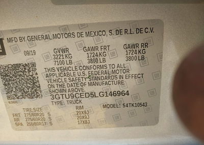 2020 Gmc Sierra 1500 4wd  Short Box Elevation, Right Front damage, Iaai lot 45540176, photo 9 of 17